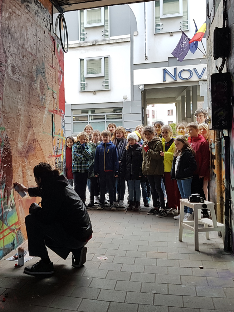 Graffiti streetart Jan van Eyk self-portrait @ Ghent (2020) (svenimal.art)