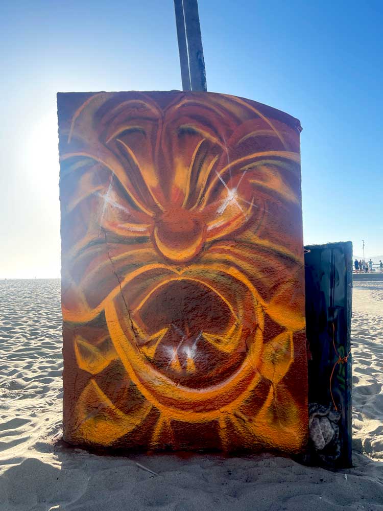 Svenimal graffiti streetart character @ Venice Beach, Los Angeles (2024) (svenimal.art)