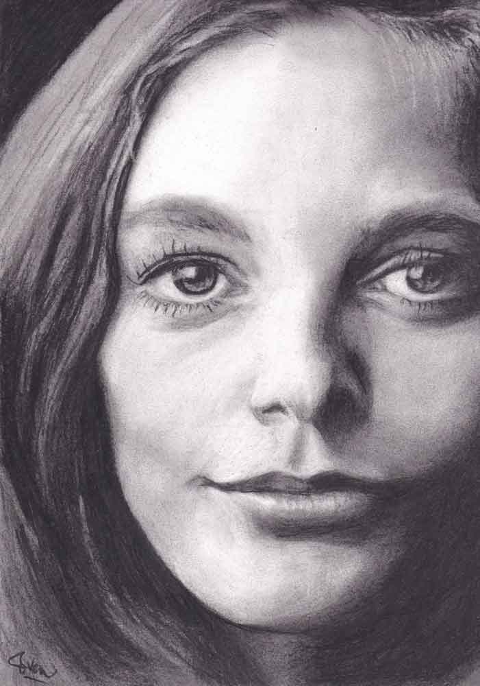 Portrait drawing Silia Hollstelle. Graphite on Clairefontaine Dessin a Grain 180 gr paper (21x29,7cm) (2013)