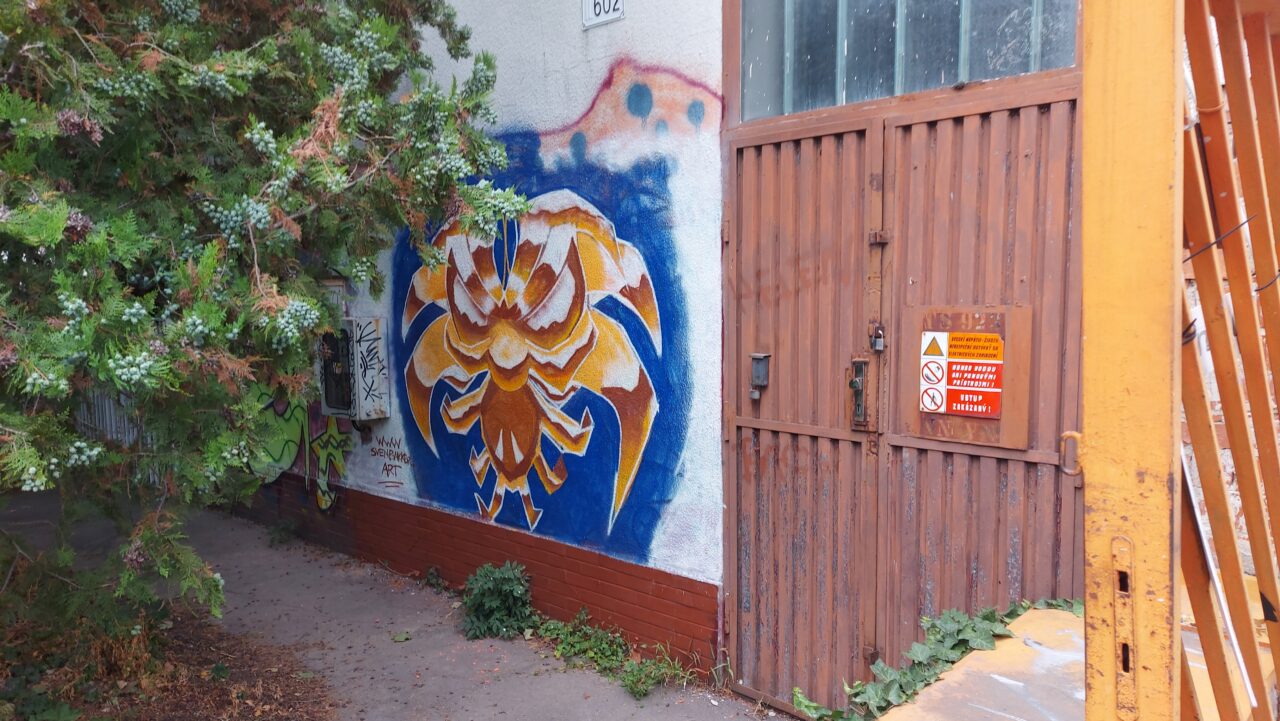 Svenimal graffiti character cartoon @ Bratislava (2022) (svenimal.art)