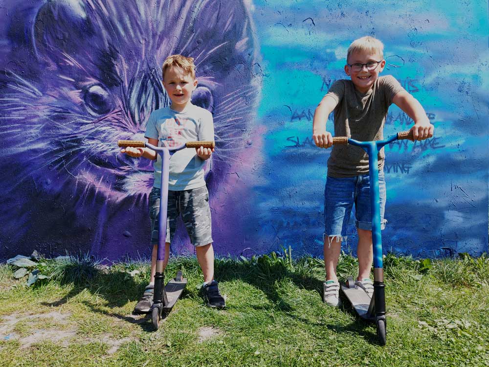 I painted these steps and minks graffiti streetart in memory all minks (nertsen) that died in fur industry @ Leeghwater Park, Purmerend (2020) (svenimal.art)