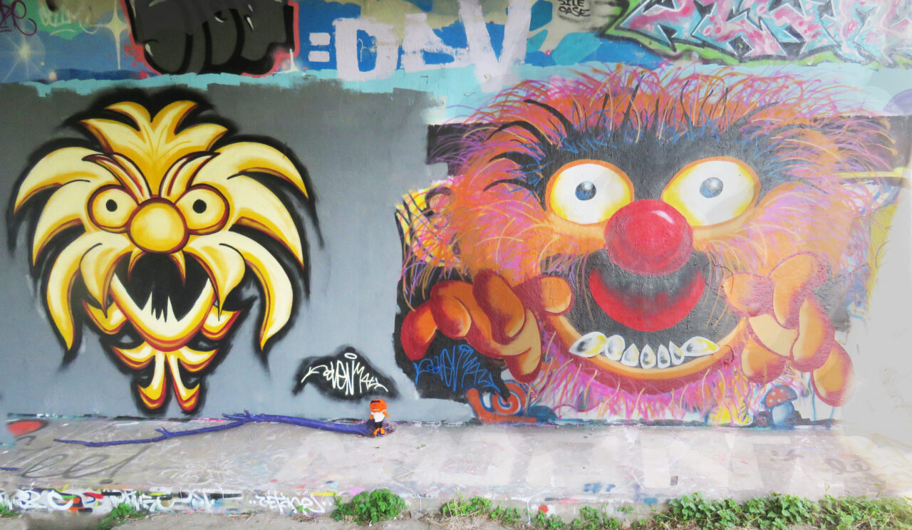 Animal Muppet with Svenimal drummer graffiti streetart tribute mural @ Flevo park, Amsterdam (2017) (svenimal.art)