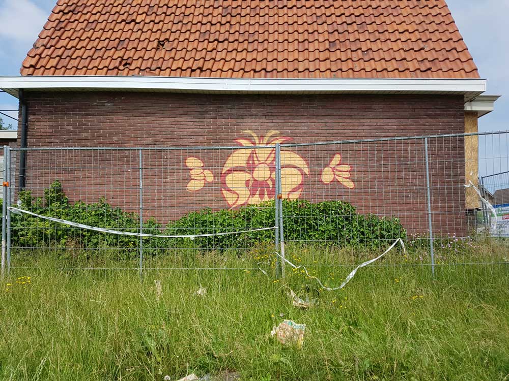 Svenimal graffiti character piece bombing @ Gb (svenimal.art) (2018)