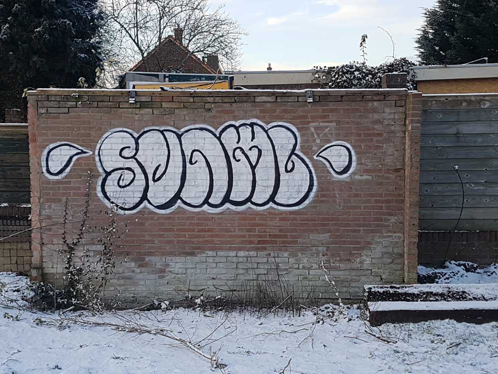 Svenimal graffiti piece bombing @ Gb (svenimal.art) (2018)